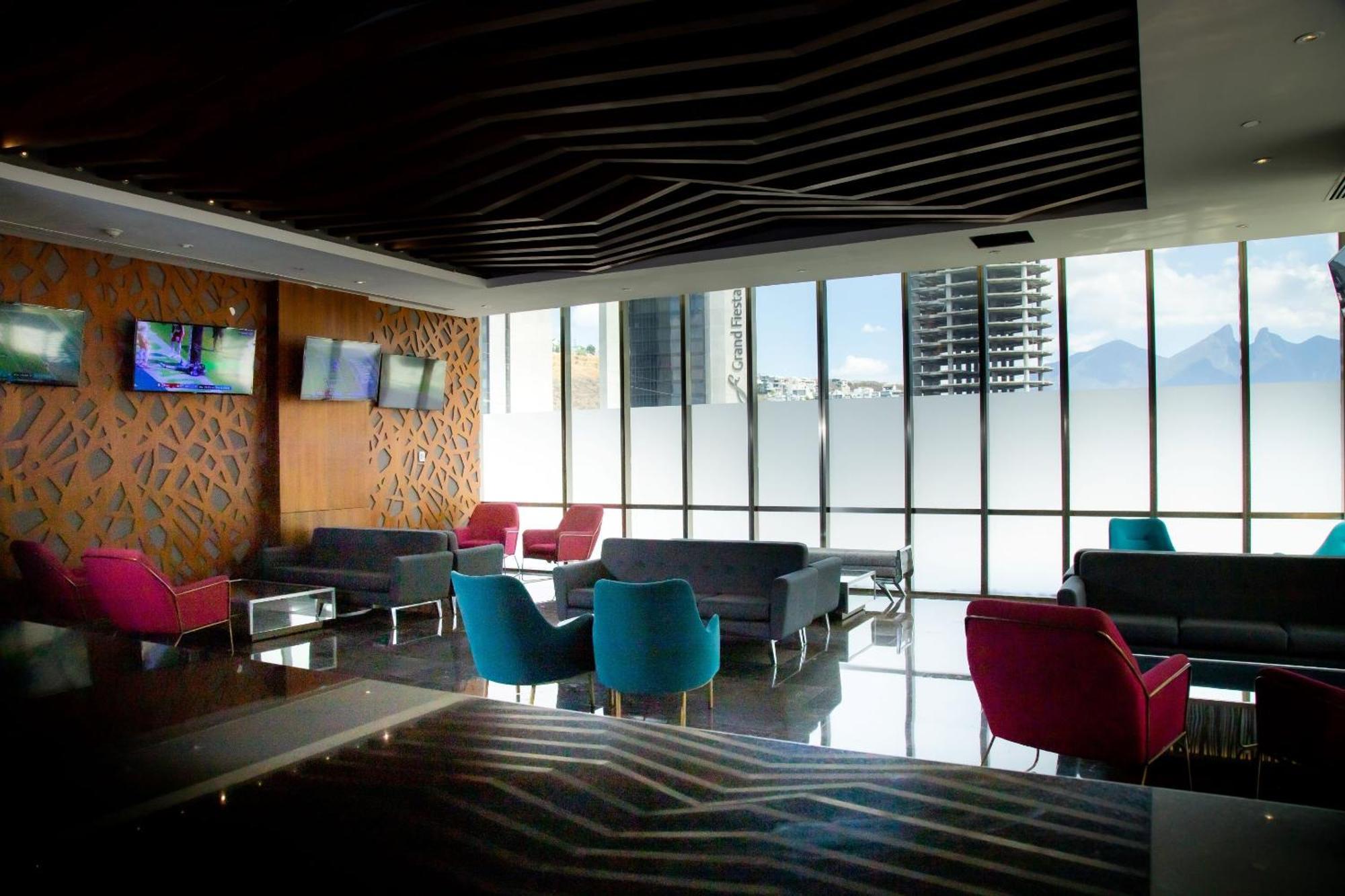 Hotel Camino Real Fashion Drive Monterrey à San Pedro Garza Garcia Extérieur photo The airport's VIP lounge