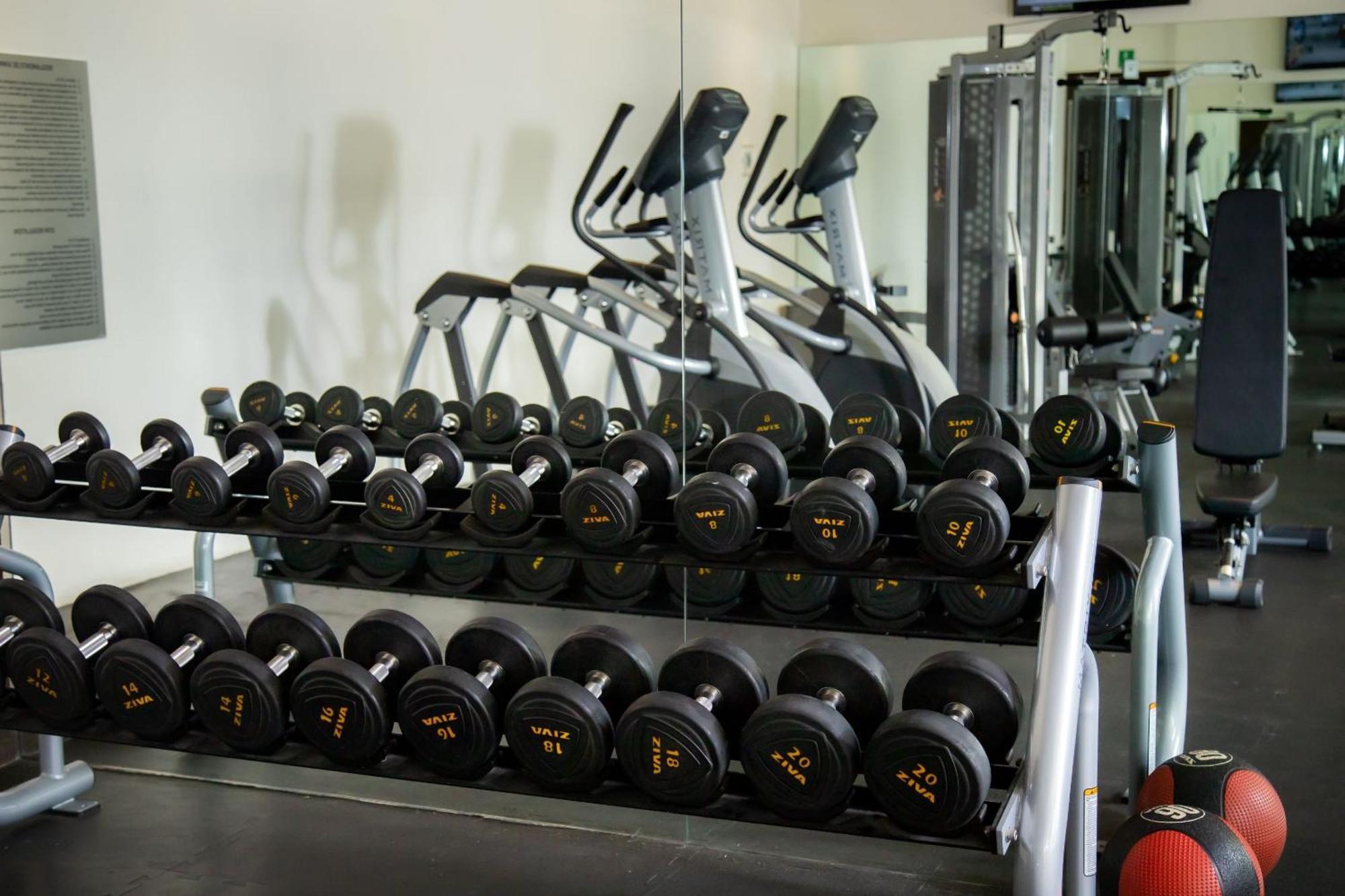 Hotel Camino Real Fashion Drive Monterrey à San Pedro Garza Garcia Extérieur photo Dumbbells